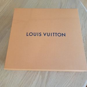 Lv Box
